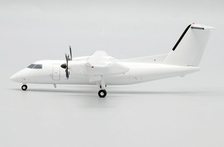 Blank Bombardier Dash8-Q100 (JC Wings 1:200)