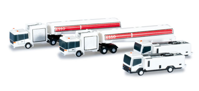 Scenix Tank and lavatory truck set (Herpa Wings 1:500)