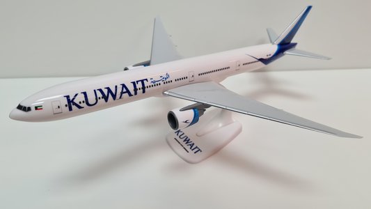 Kuwait Airways Boeing 777-300ER (PPC 1:200)