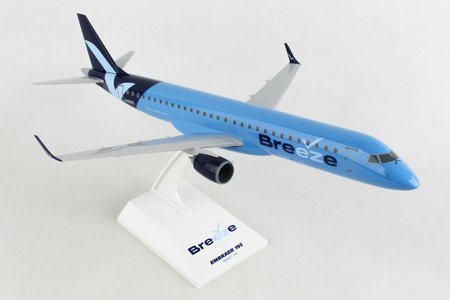 Breeze Embraer 195 (Skymarks 1:100)