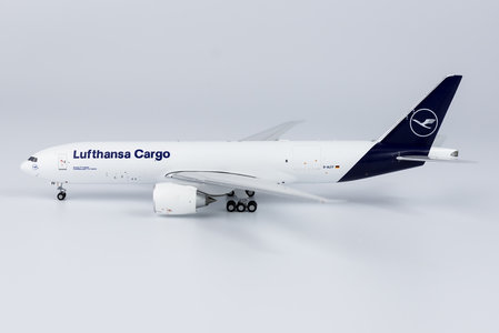 Lufthansa Cargo Boeing 777F (NG Models 1:400)