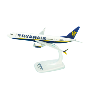 Ryanair Boeing 737 MAX 8 (AeroClix 1:200)