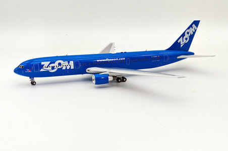 Zoom Airlines Boeing 767-306/ER (Inflight200 1:200)