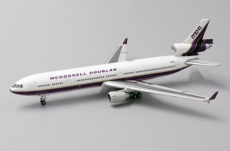 House Colors McDonnell Douglas MD-11 (JC Wings 1:400)