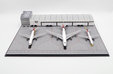 SF Airlines - Warehouse and Office Building Set 757-200F, 767-300BCF, 747-400ERF (JC Wings 1:400)