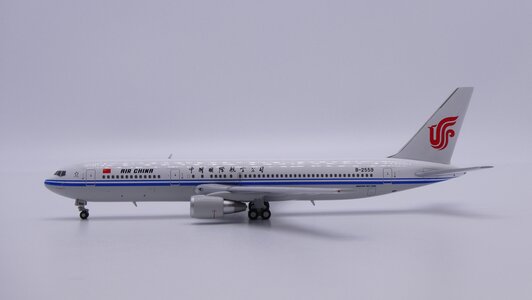 Air China Boeing 767-300ER (Apollo 1:400)