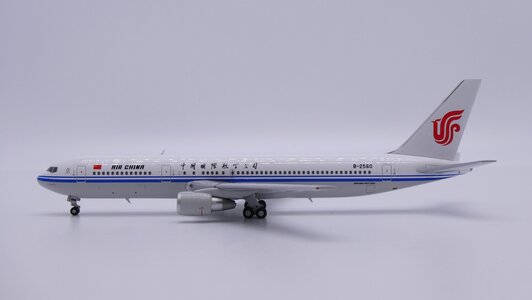 Air China Boeing 767-300ER (Apollo 1:400)
