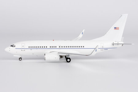 US Air Force Boeing C-40B (737-700 BBJ) (NG Models 1:200)