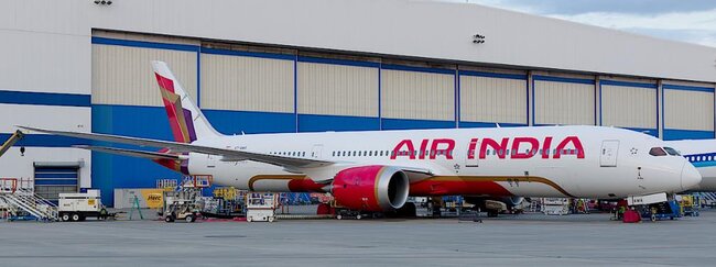 Air India Boeing 787-9 (JC Wings 1:200)