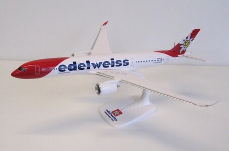 Edelweiss Air Airbus A350-900 (PPC 1:200)