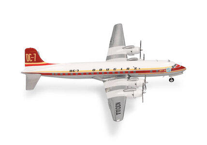 Douglas Aircraft Company Douglas DC-7 (Herpa Wings 1:200)