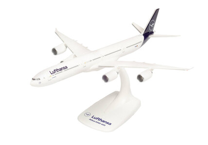 Lufthansa Airbus A340-600 (Herpa Snap-Fit 1:250)