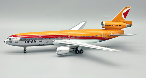 CP Air McDonnell Douglas DC-10-30 (Inflight200 1:200)