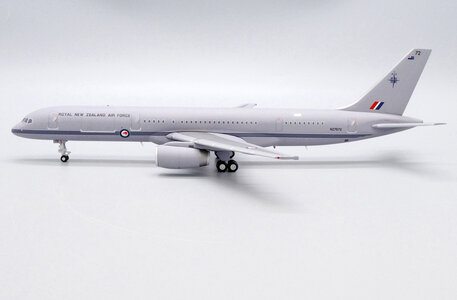 Royal New Zealand Air Force Boeing 757-200(C) (JC Wings 1:200)