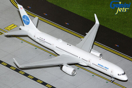 Pan Am (Icelandair) Boeing 757-200 (GeminiJets 1:200)