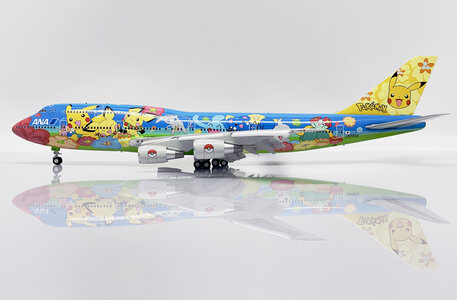 ANA - All Nippon Airways Boeing 747-400D (JC Wings 1:200)
