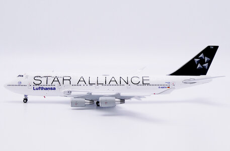 Lufthansa Boeing 747-400 (JC Wings 1:400)