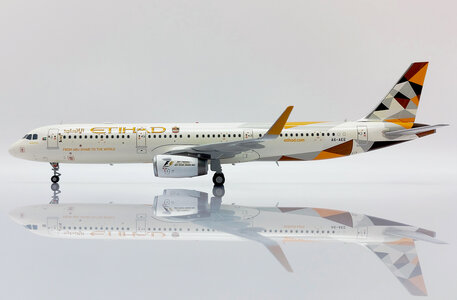 Etihad Airways Airbus A321 (JC Wings 1:200)