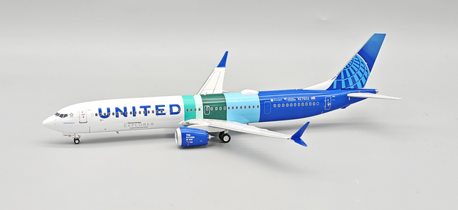 United Airlines Boeing 737-10 MAX (Inflight200 1:200)