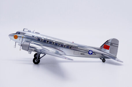 China National Aviation Douglas DC-3 (JC Wings 1:200)