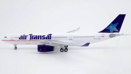 Air Transat Airbus A330-200 (Kylin Model 1:400)