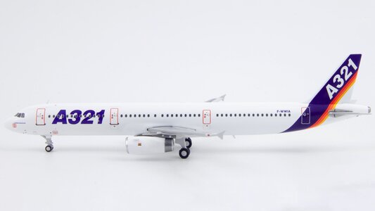Airbus Airbus A321 (Kylin Model 1:400)
