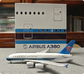China Southern Airbus A380 (Apollo 1:400)