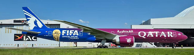 Qatar Airways Boeing 777-3DZER (KJ Models 1:200)