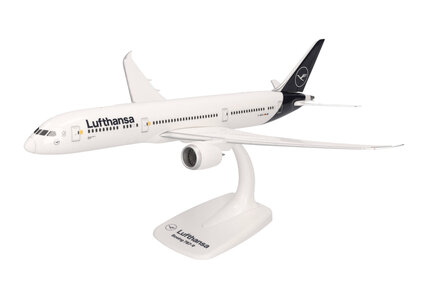Lufthansa Boeing 787-9 (Herpa Snap-Fit 1:200)