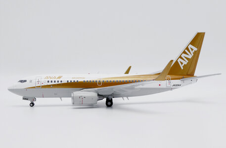 ANA - All Nippon Airways Boeing 737-700 (JC Wings 1:200)