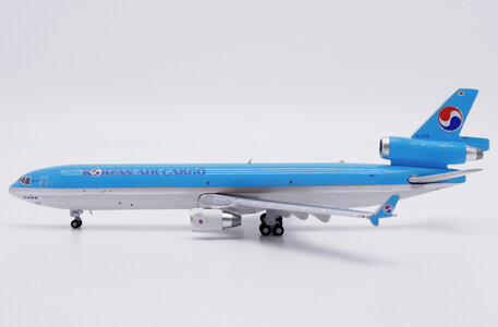 Korean Air Cargo McDonnell Douglas MD-11F (JC Wings 1:400)