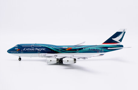 Cathay Pacific Boeing 747-400 (JC Wings 1:400)