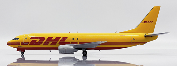 DHL (Southern Air) Boeing 737-400(SF) (JC Wings 1:200)
