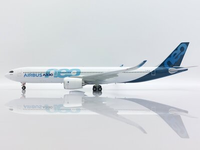 Airbus House Colours Airbus A330-900neo (JC Wings 1:200)