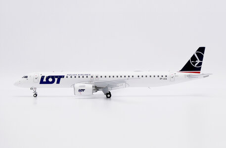 LOT Polish Airlines Embraer E195-E2 (JC Wings 1:200)