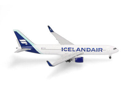 Icelandair Boeing 767-300 (Herpa Wings 1:500)