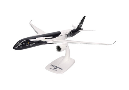 Lufthansa Airbus A350-900 (Herpa Snap-Fit 1:200)