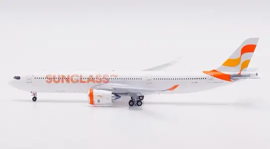 Sunclass Airlines Airbus A330-941 (Aviation400 1:400)