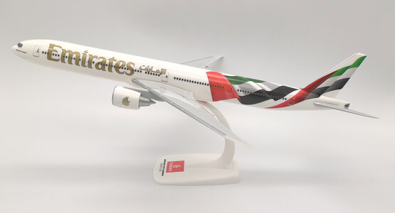 Emirates Boeing 777-300ER (PPC 1:200)