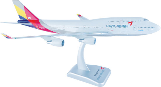 Asiana Airlines Boeing 747-400 (Hogan 1:200)