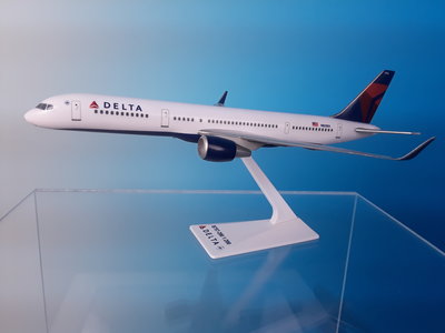 Delta Boeing 757-200 (Flight Miniatures 1:200)