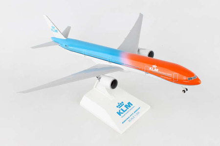 KLM Royal Dutch Airlines Boeing 777-300 (Skymarks 1:200)