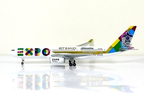 Etihad Airways Airbus A330-200 (Sky500 1:500)