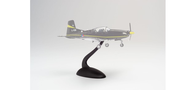 Skymarks SKRWSTAND Executive Style Wood Metal Desk Display Model Airplane Stand 