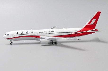 Shanghai Airlines Boeing 767-300(ER) (JC Wings 1:400)