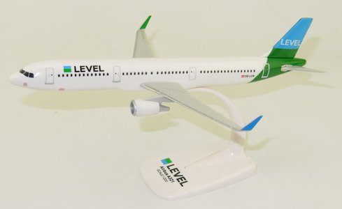 Level Airbus A321 (PPC 1:200)
