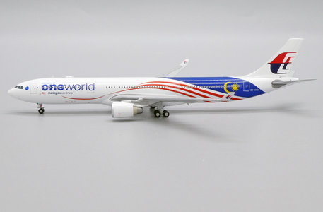 Malaysia Airlines Airbus A330-300 (JC Wings 1:400)