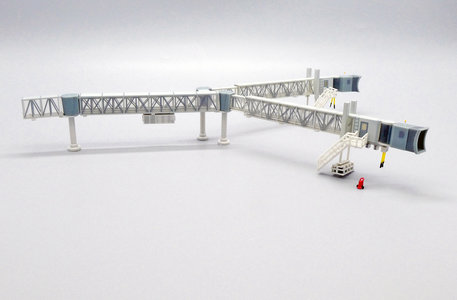  Air Passenger Bridge B747 (Transparent) (JC Wings 1:200)