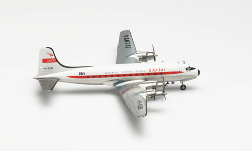 Qantas Douglas DC-4 (Herpa Wings 1:200)