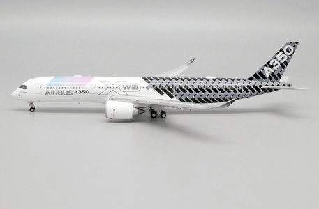 Airbus Industrie Airbus A350-900 (JC Wings 1:400)